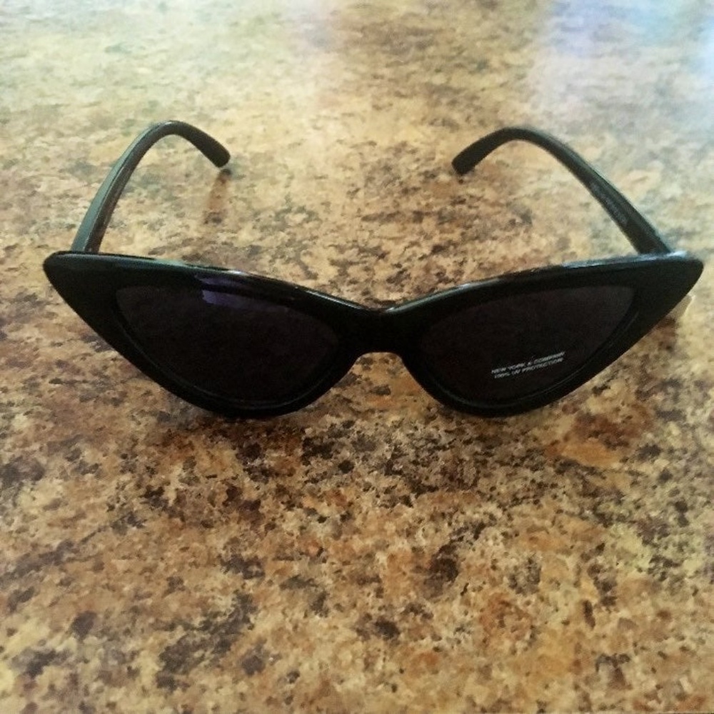 New! NY & Co Cat Eyed Sunglasses
